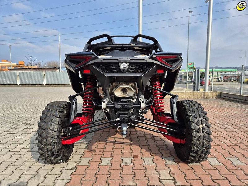 Can-Am Maverick R (2026) MAX X RS DCT SAS 999T MY26 - fotka 4 z 22