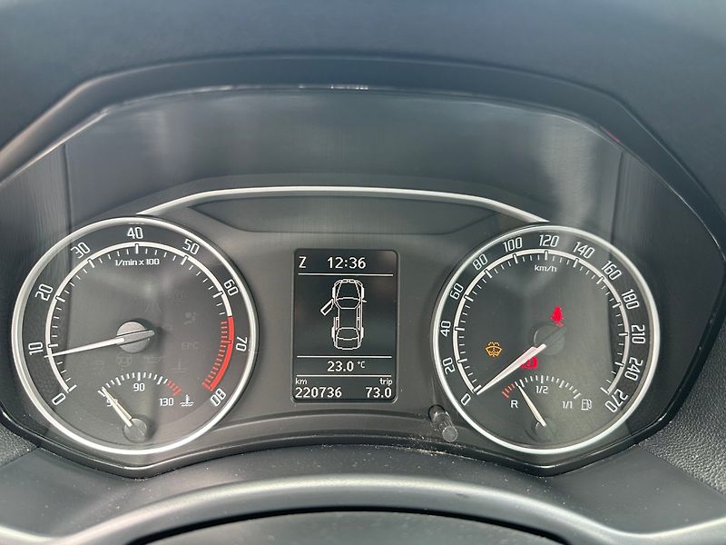 Škoda Octavia (2010) RS 2,0TFSI 147KW - fotka 16 z 32