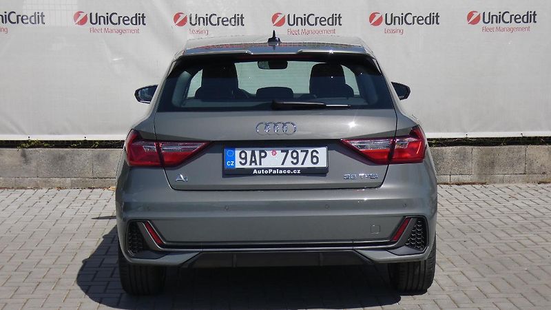 Audi A1 35 TFSI S-line Stronic - fotka 4 z 22