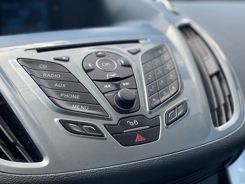 Ford C-MAX 1.6CDTi 85kW*ZADÁNO* - fotka 34 z 38