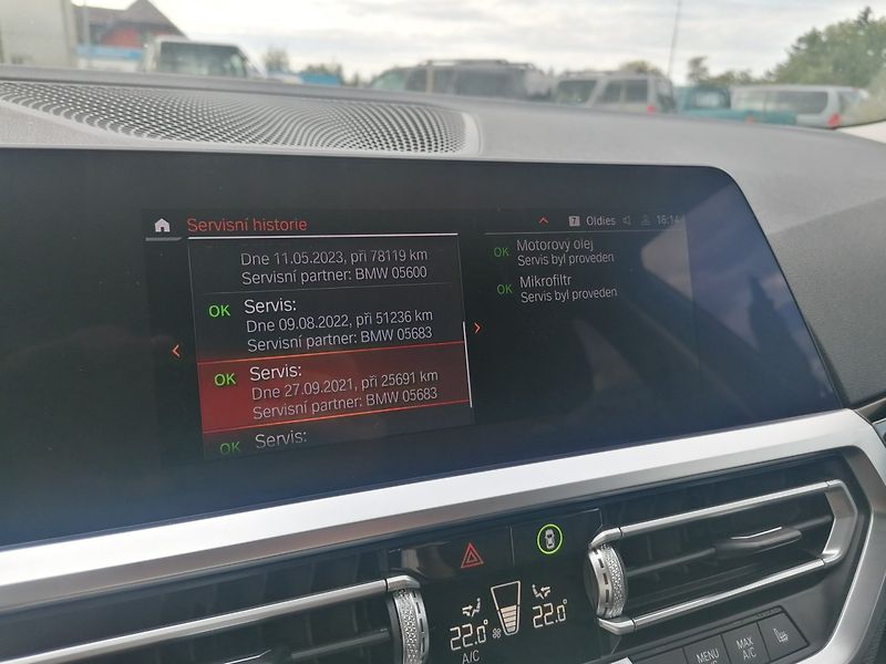 BMW Řada 3 (2020) 2.0 318D A/T Kůže - fotka 26 z 44