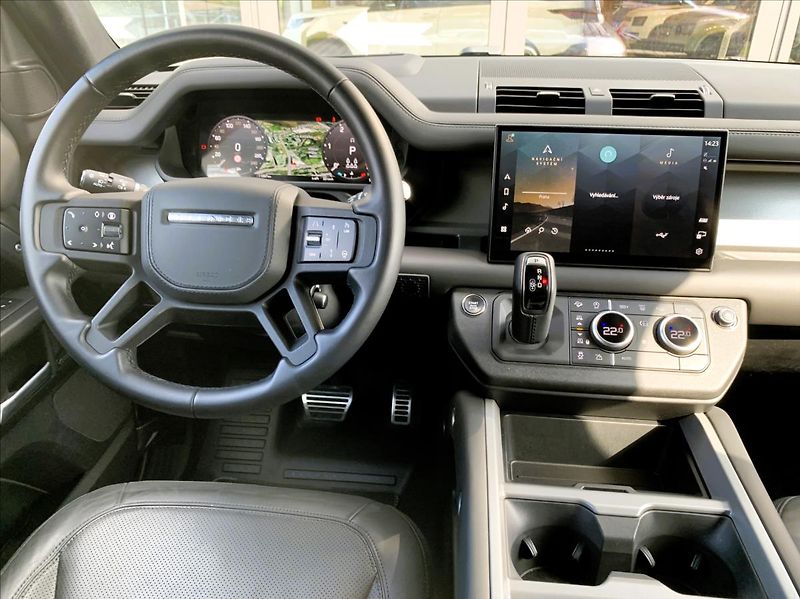 Land Rover Defender (2026) 130 D350 X AWD / 7 MÍST* - fotka 19 z 59