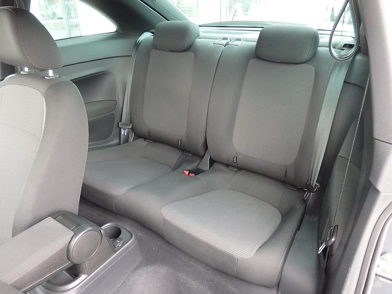 Volkswagen Beetle 1.2 TSI 77 kW DIGI. KLIMA, ASR - fotka 6 z 14