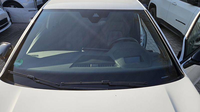 Volkswagen Golf (2024) GTI 2.0TSI 180kW DSG - fotka 33 z 34