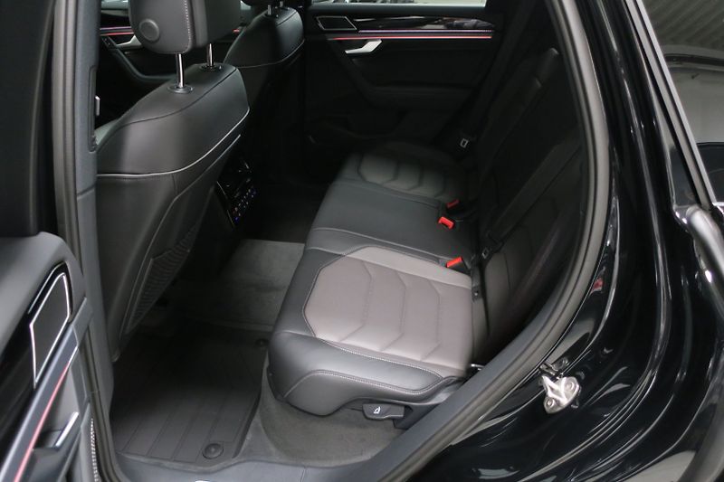 Volkswagen Touareg (2026) NEW Final Edition R Line 210kW - fotka 43 z 50