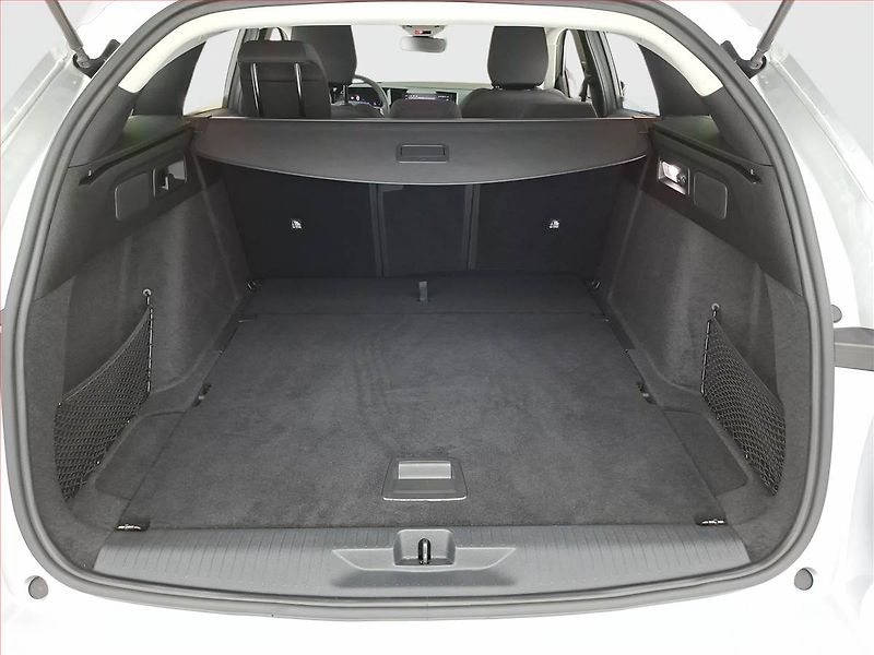 Opel Astra (2025) Edition 1.2 Turbo - fotka 13 z 18