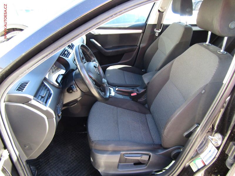 Škoda Octavia (2015) 1.2 TSi, ČR, STK2/28 - fotka 9 z 16