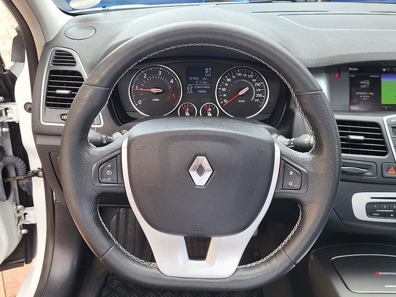 Renault Laguna 2.0dCi 127kW*4CONTROL*PANORAMA - fotka 17 z 54