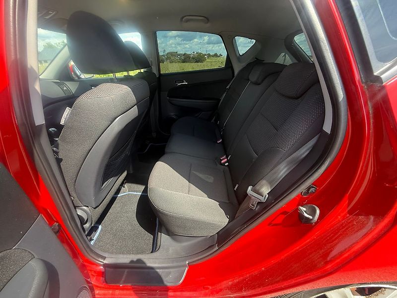 Hyundai i30 - fotka 13 z 13