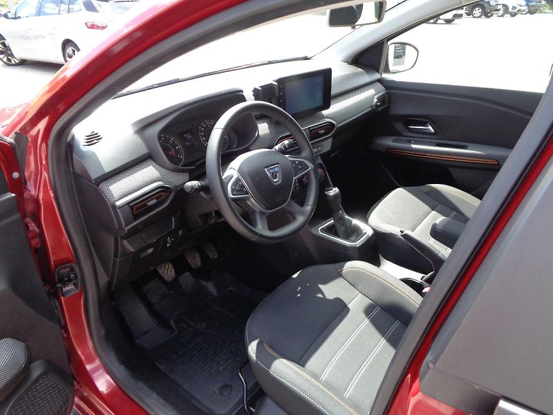 Dacia Sandero (2022) Stepway Comfort TCe 90       - fotka 10 z 19