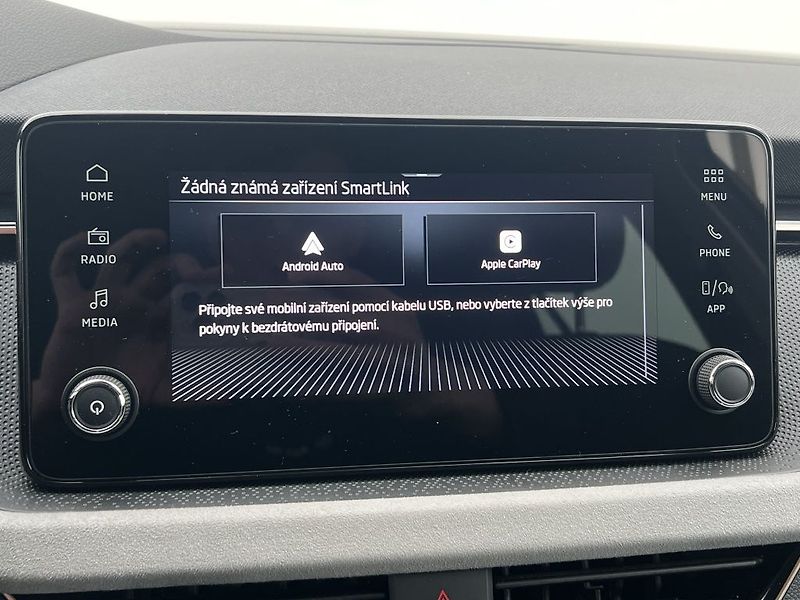 Škoda Kamiq Top Selection 1.0 TSI 85 kW - fotka 25 z 30