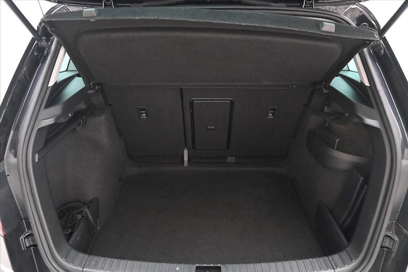 Škoda Karoq 1,5 TSI 110kW DSG Business Zár - fotka 10 z 31