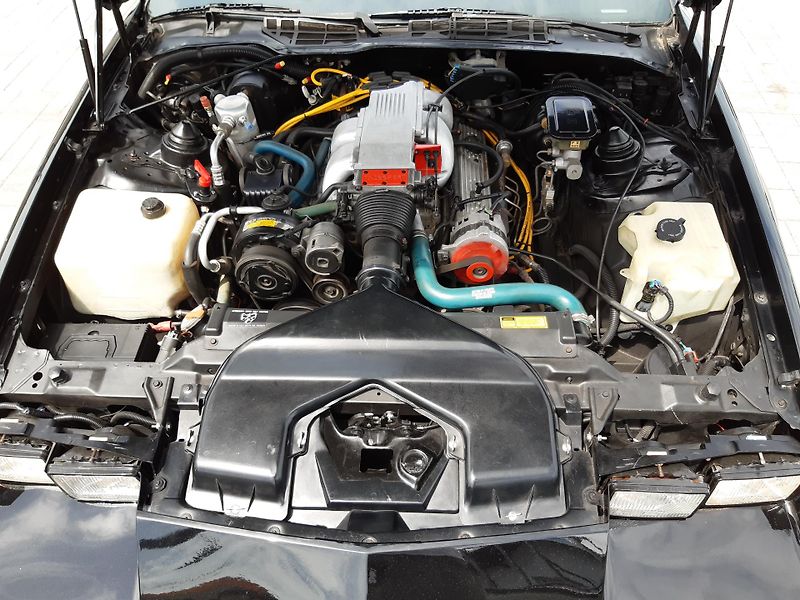 Chevrolet Camaro (1989) Z28 5,0V8 ConvertibleREZERVACE - fotka 22 z 28
