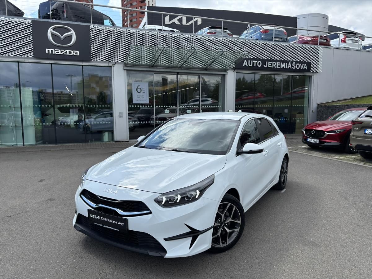 Kia Ceed 1,5 TGDi 118kW TOP ZÁRUKA NAVI
