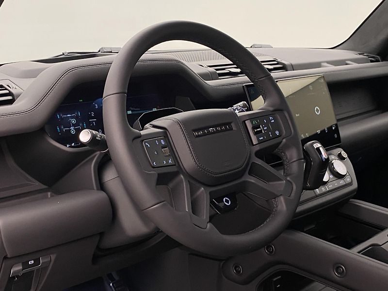 Land Rover Defender (2026) OCTA BLACK AWD AUT - fotka 4 z 81
