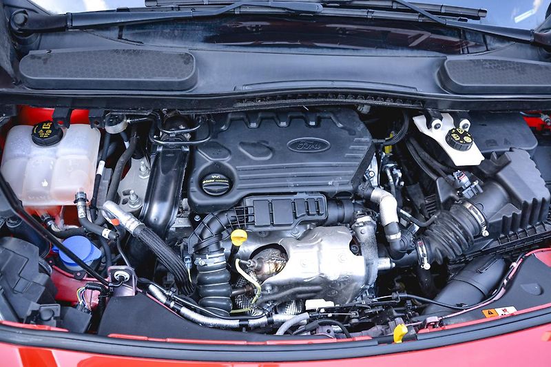 Ford Tourneo Connect (2020) Grand 1.5 TDCI TITANIUM PANORA - fotka 29 z 58
