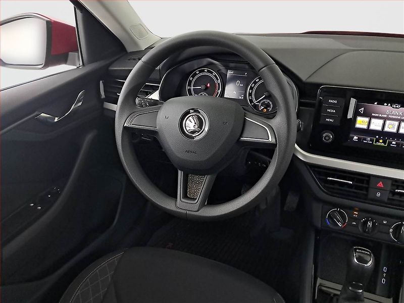 Škoda Kamiq (2019) Ambition Plus 1.0 TSI - fotka 7 z 16