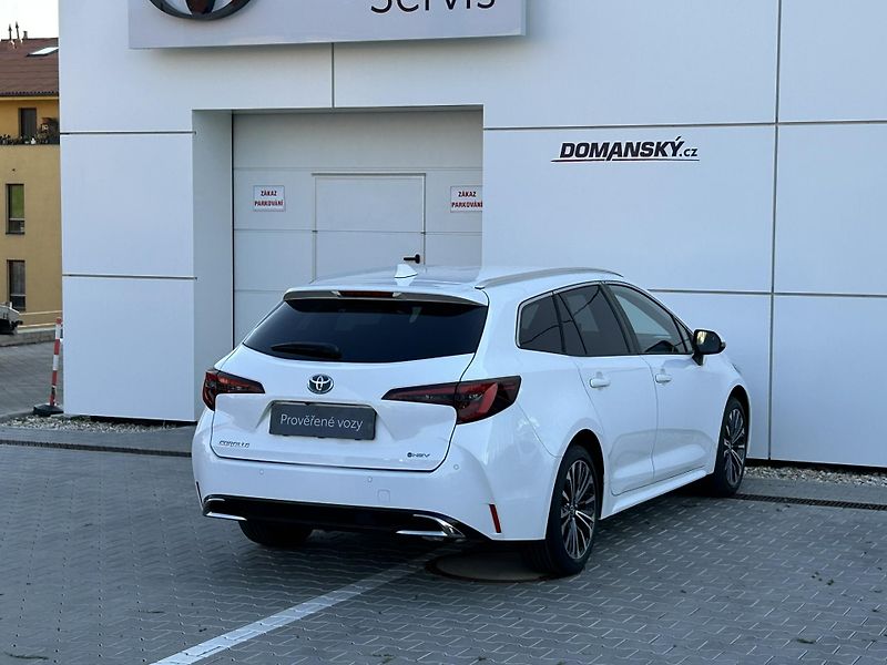 Toyota Corolla (2025) TS STYLE 1,8 HEV AT - fotka 4 z 14