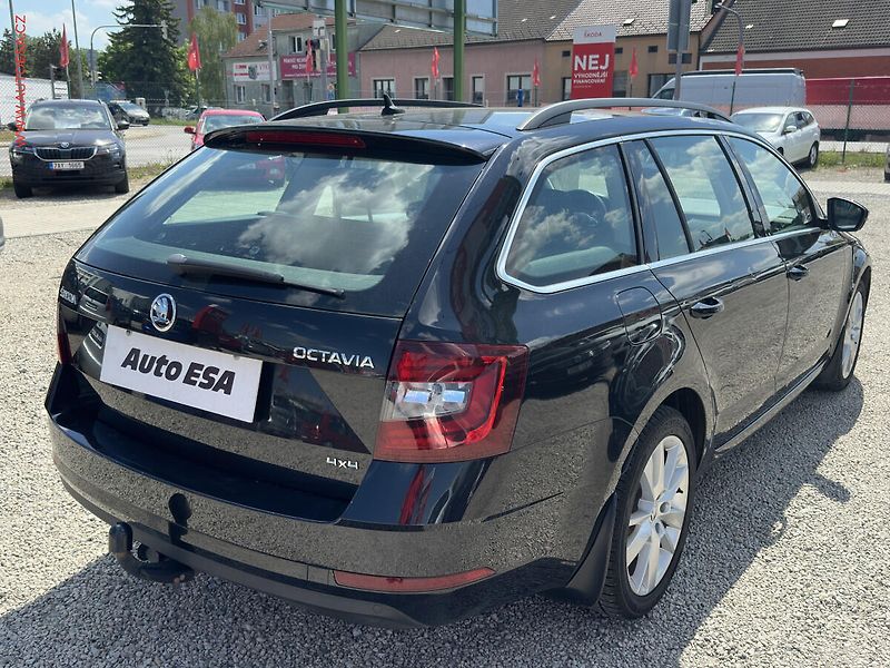 Škoda Octavia (2018) 1.8 TSi 4x4, ČR, DSG, navi - fotka 4 z 21