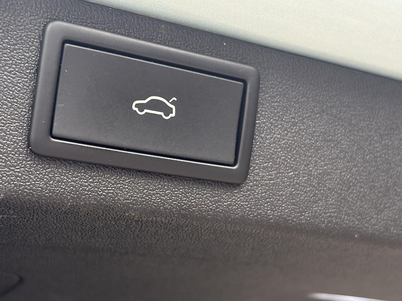 Škoda Enyaq (2021) 60, TC, SOH:89%, Matrix, tazne - fotka 11 z 15