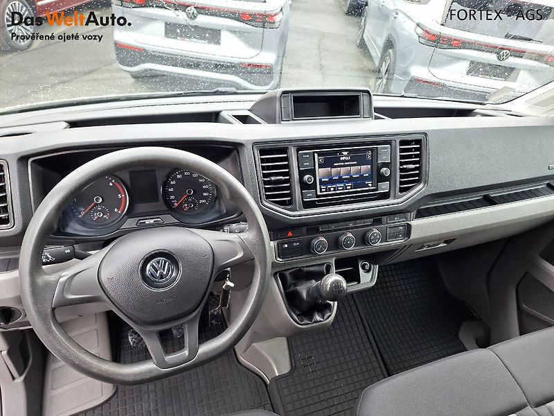 Volkswagen Crafter (2021) dlouhý,2.0 TDI,103kW,Tažné,Kam - fotka 9 z 32