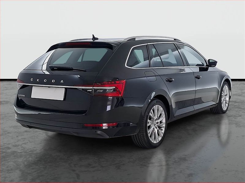 Škoda Superb (2022) Style Plus 1.5 TSI - fotka 5 z 17