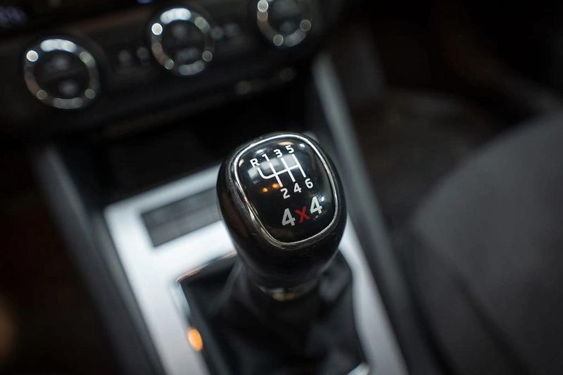 Škoda Octavia 2.0 TDI 110 kW 4x4 - fotka 16 z 34