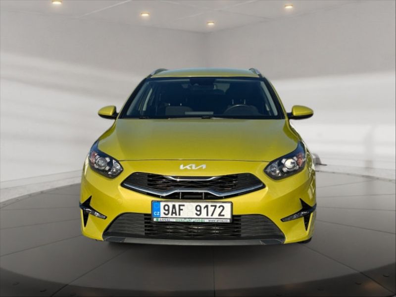Kia Ceed 1,5 T-GDI 118 Spin - fotka 2 z 10