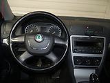 Škoda Octavia (2012) 1.6 TDI, ČR, AC, TZ, temp - náhled 13