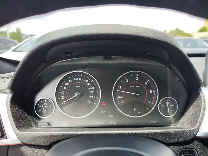 BMW Řada 3 335d/230kW GT M-Paket ČR - fotka 16 z 32