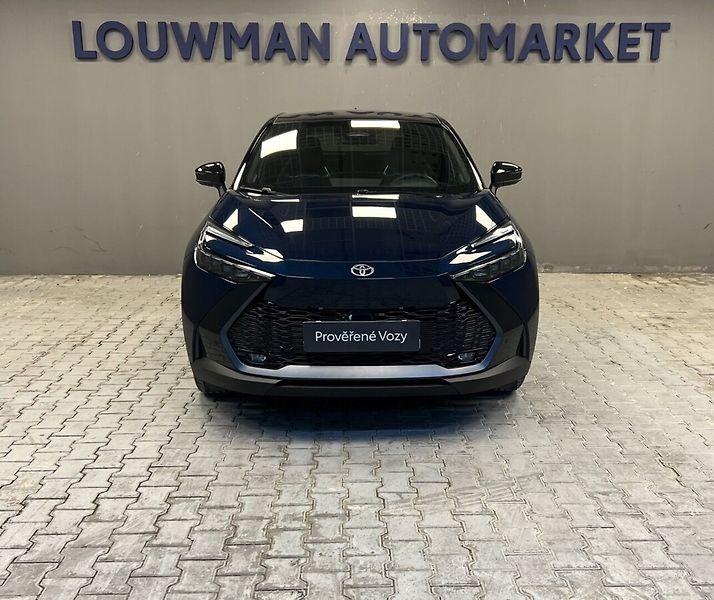 Toyota C-HR 2,0 HYBRID AT AWD EXECUTIVE PR - fotka 4 z 19
