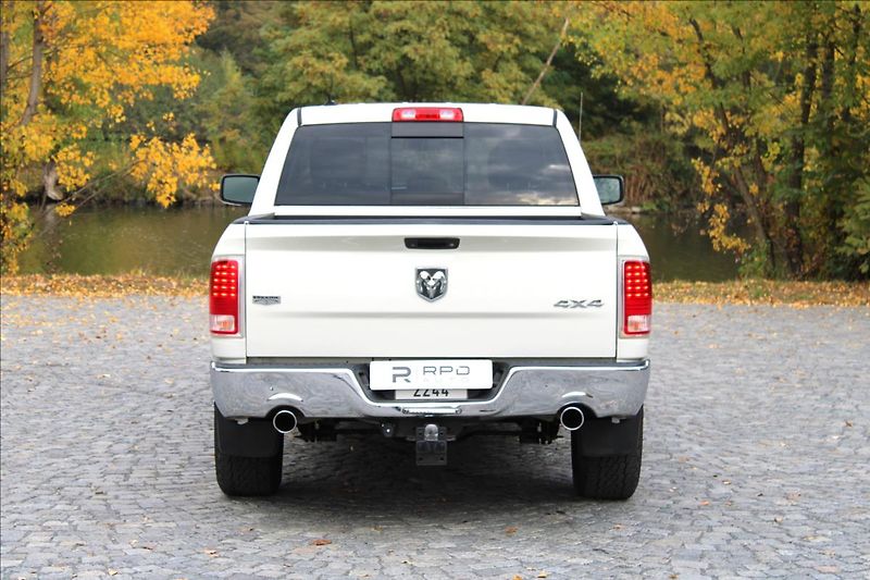 Dodge RAM 3.0L V6 EcoDIESEL / LARAMIE - fotka 4 z 43