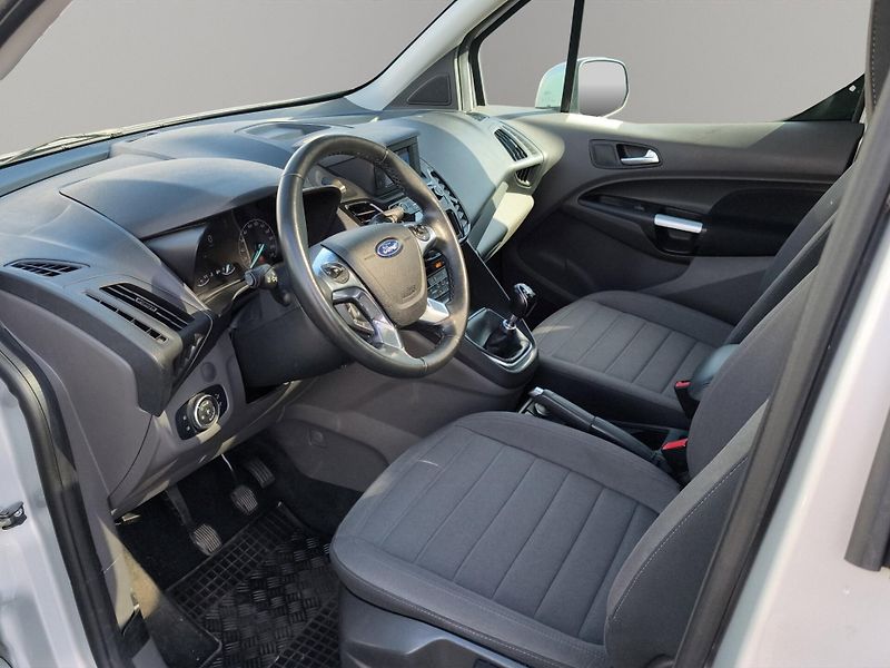 Ford Tourneo Connect (2019) Titanium L2 1.5 EcoBlue 88kW, - fotka 20 z 24
