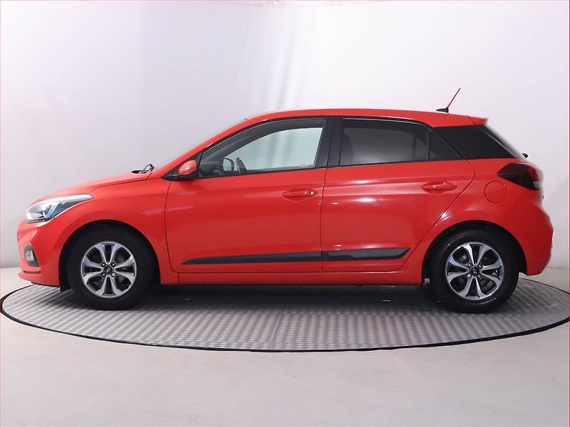 Hyundai i20 (2019) 1.2, Serv.kniha, Tempomat - fotka 3 z 19