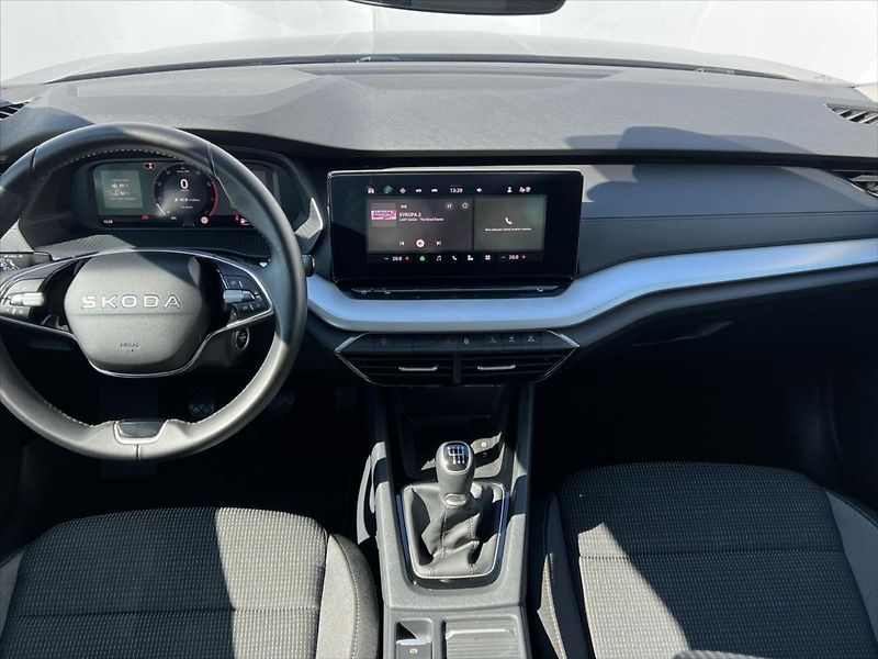 Škoda Octavia 1,5 TSi 110kW SELECTION  IV. R - fotka 5 z 25