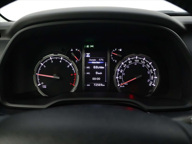 Toyota 4Runner 4,0 L V6 202kW 4WD AUT LED - fotka 16 z 28