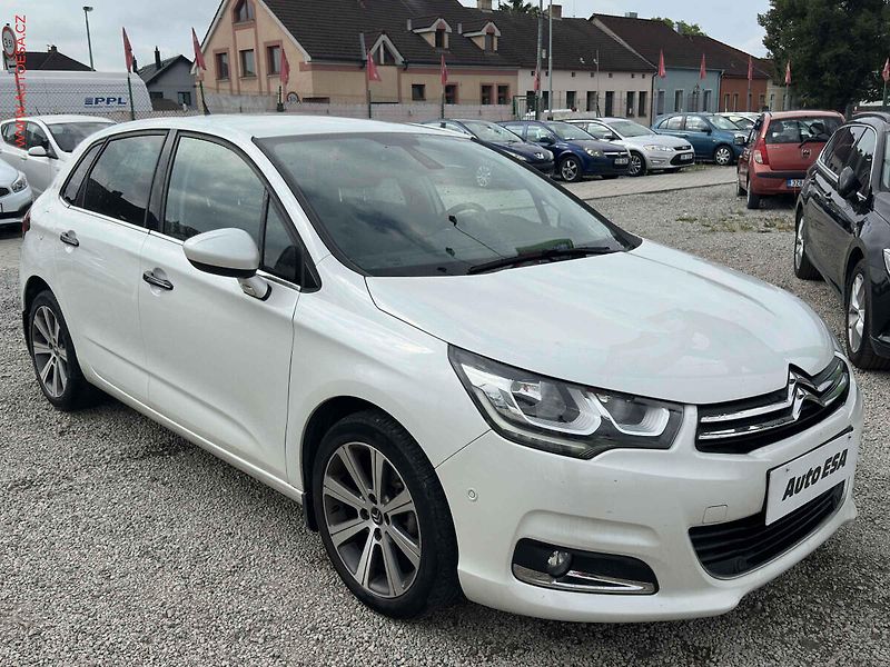 Citroën C4 (2015) 1.2PT, AT, navi - fotka 1 z 20
