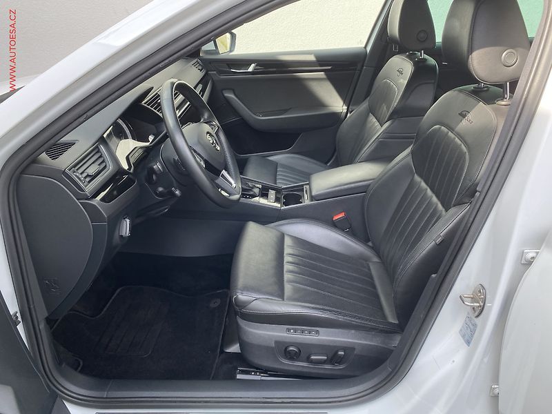Škoda Superb (2018) 2.0 TSI 4x4, L&K, DSG, TZ - fotka 9 z 19
