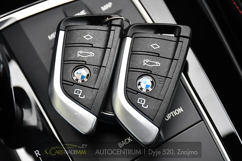 BMW X4 30d X-DRIVE M-SPORT KESSY - fotka 37 z 55