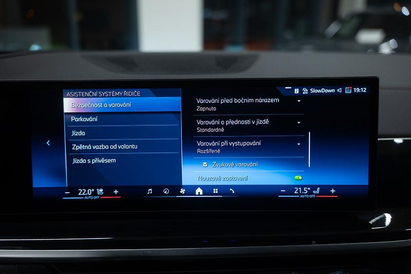 BMW X5 (2025) M40xD 250KW NEZÁVISLÉ TAŽNÉ  - fotka 45 z 59