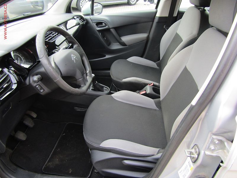 Citroën C3 (2015) 1.2 i, AC - fotka 8 z 16
