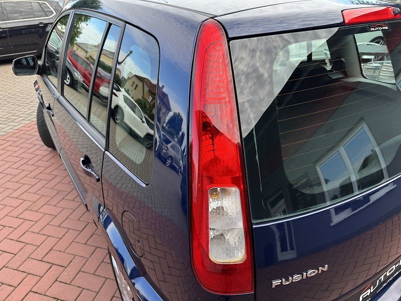 Ford Fusion (2010) 1.4i Style Klima Winter Paket - fotka 41 z 47