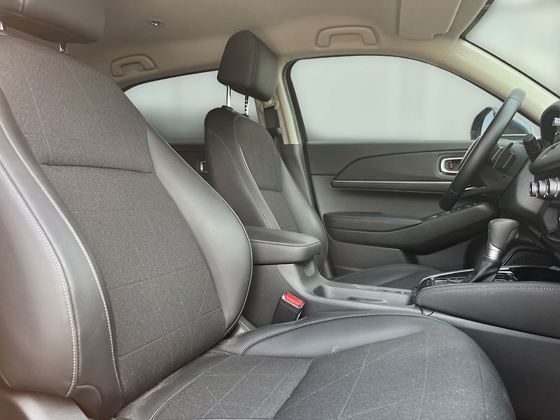Honda HR-V 1.5 i-MMD Advance e-CVT - fotka 16 z 18
