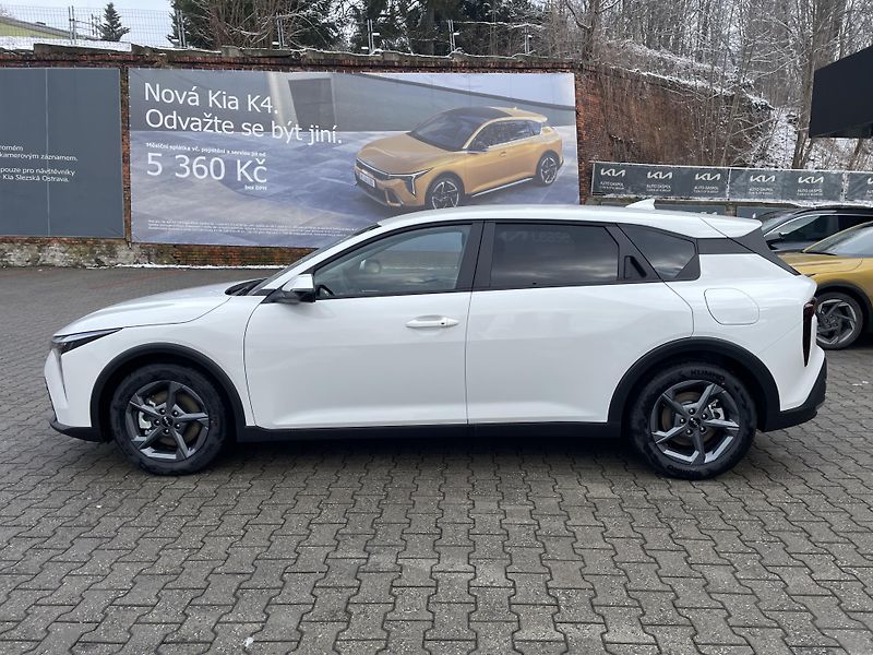 Kia K4 (2026) 1.6T-GDi 7DCT SPIN 110kW - fotka 8 z 30