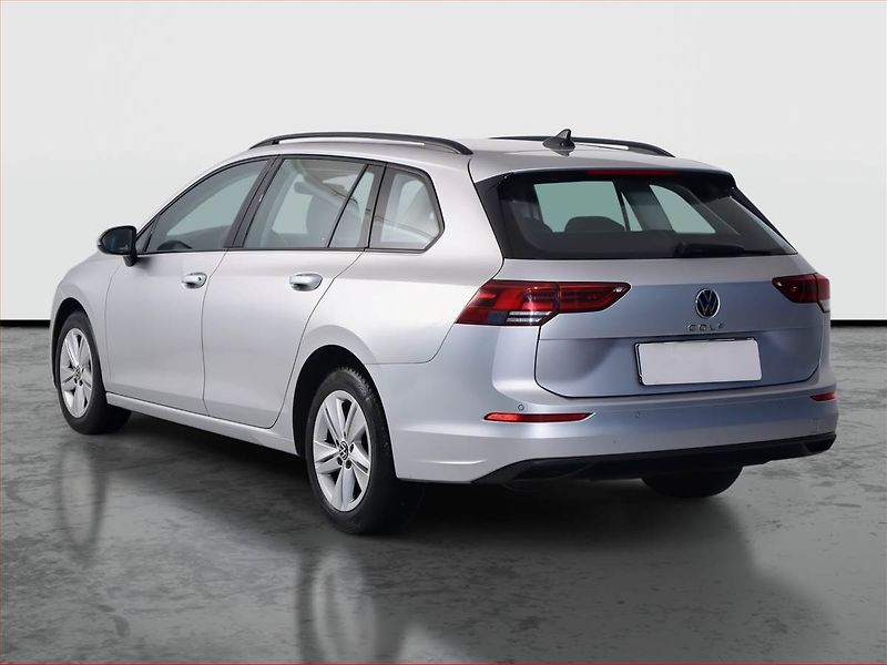 Volkswagen Golf (2022) 2.0 TDI, Automat, Navi - fotka 4 z 23