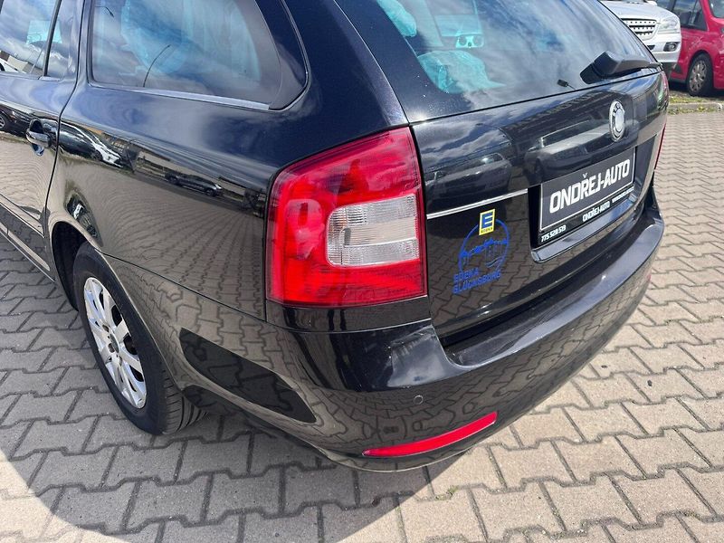 Škoda Octavia (2009) 1,4 TSI 90 KW STK KOLA - fotka 13 z 50