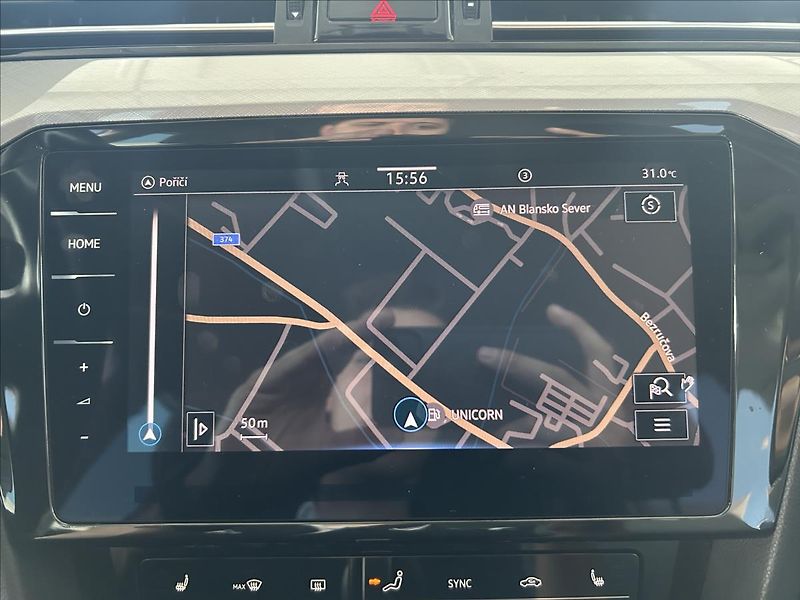Volkswagen Passat 2,0   TDI 90kW,DSG,SERVISKA,AC - fotka 20 z 33