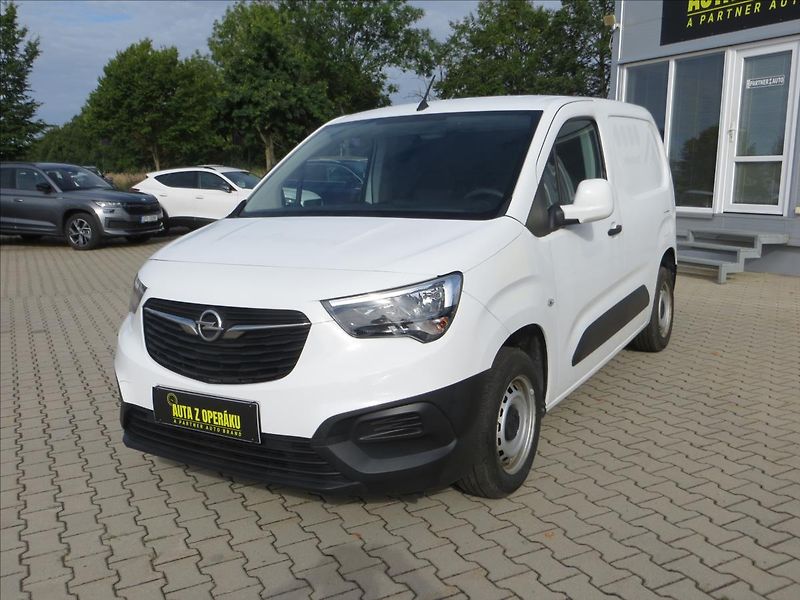 Opel Combo 1,2 Turbo 81 kW Enjoy - fotka 3 z 19