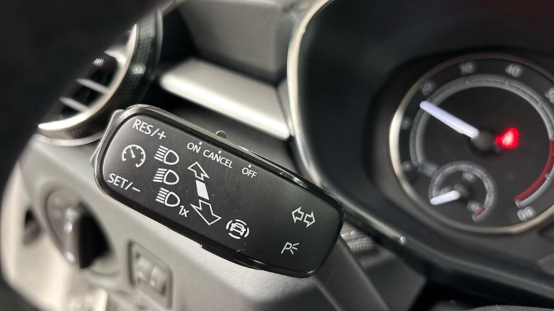 Škoda Fabia 1.0 TSI Style - fotka 14 z 23