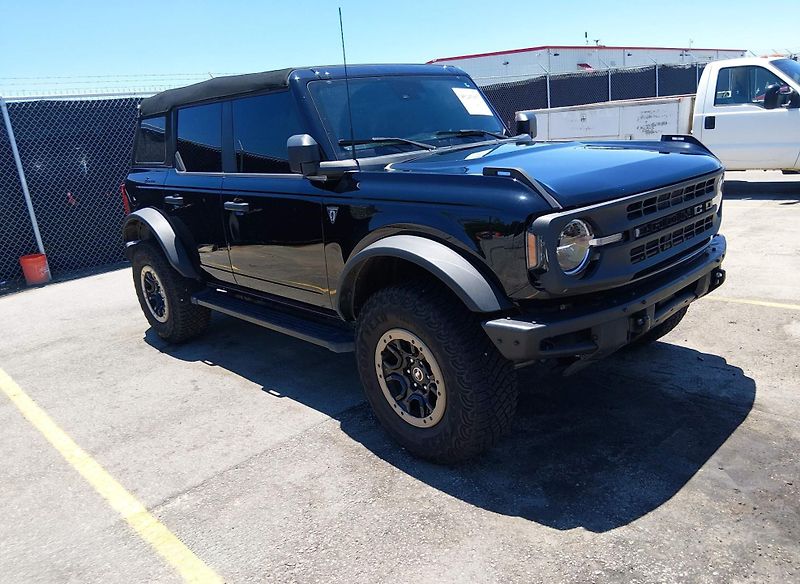 Ford Bronco (2021) Auto na cestě - fotka 1 z 12